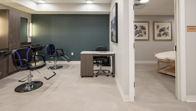Beauty Salon / Barber